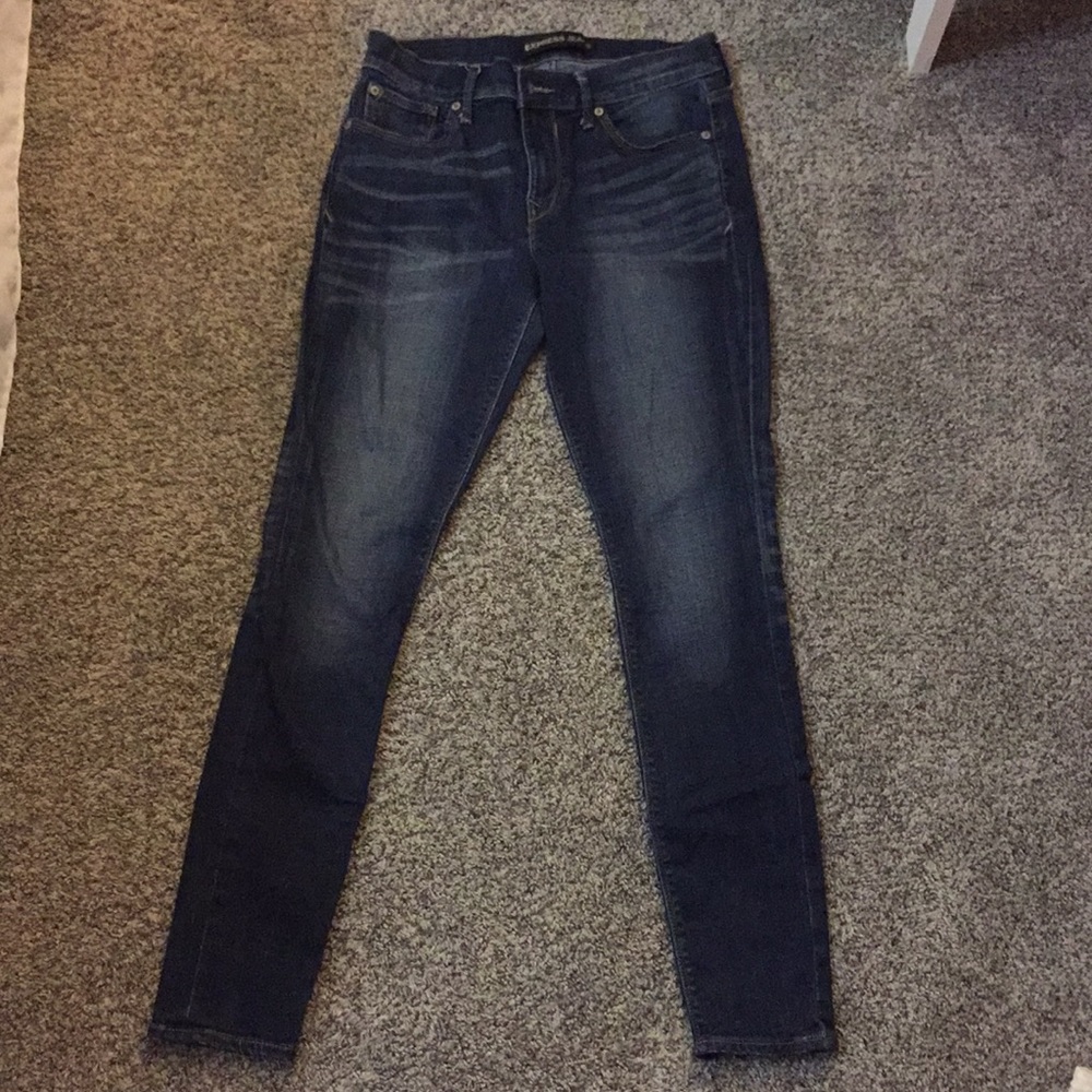 Women’s Express mid rise jeans
